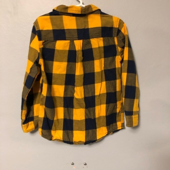 The Children’s Place plaid button down shirt size 4t - Picture 5 of 7